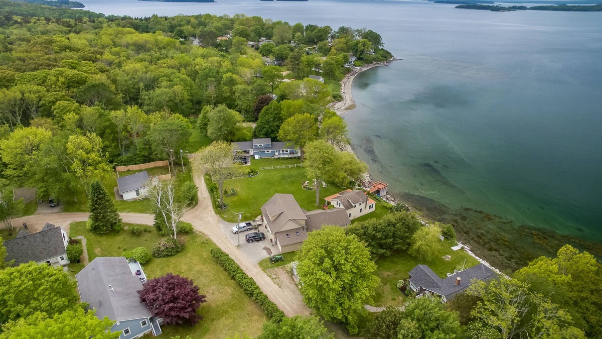 Mid-Coast and Islands House | Sand Dollar - Capture stunning sunsets from this beautiful ocean view home