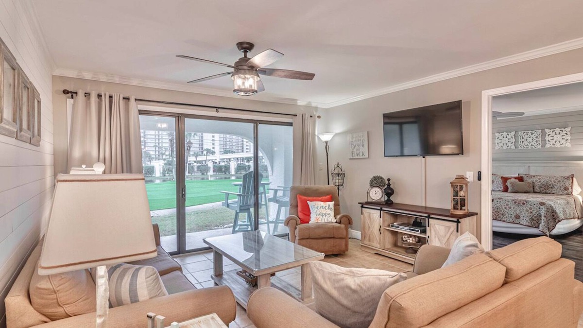 Panama City Beach Villa | Sand Dollar Villa 504: closest to beach, restaurants, convention, no resort fee