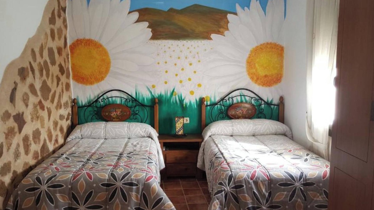 Monteagudo de las Salinas Cottage | Sandra's Corner