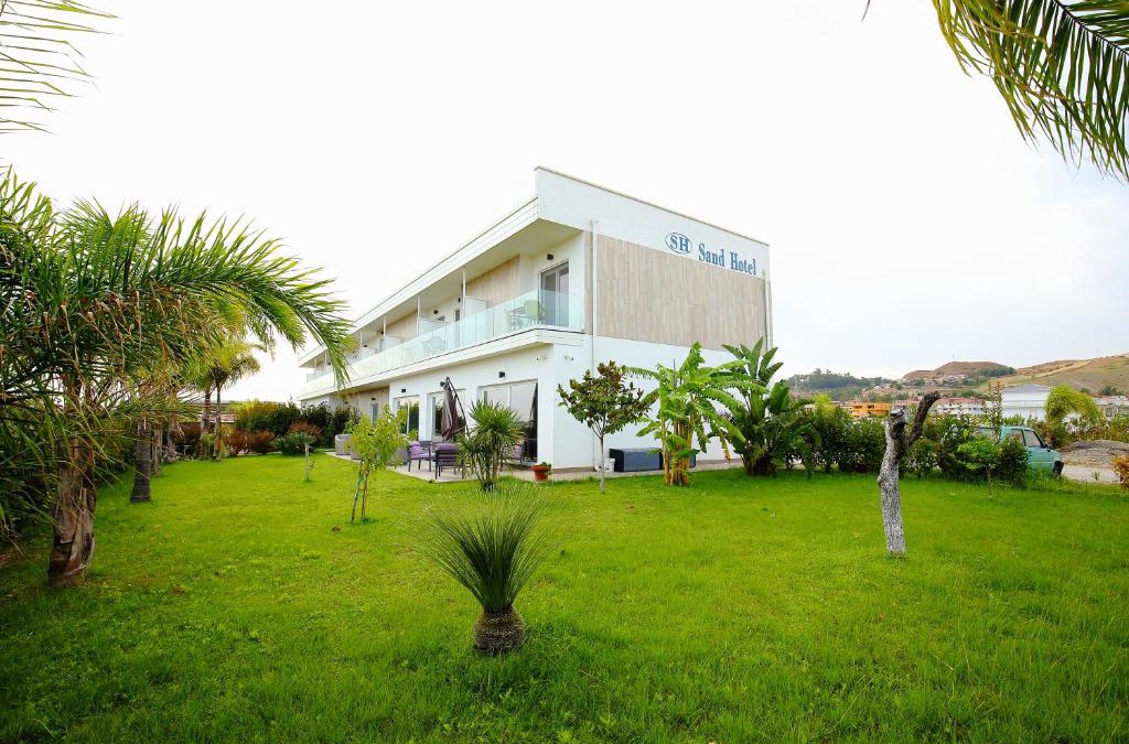 Botricello Hotel | Sand Hotel