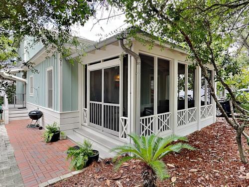 Seacrest House | Sand Piper