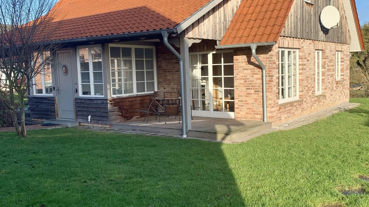 Gross Schwansee House | Sandcastle apartment, 10 minutes from the natural beach