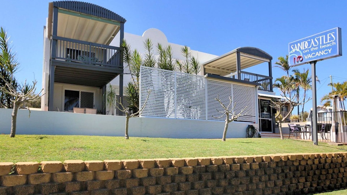 Bargara Apartment | Sandcastles 6, Golf Club views