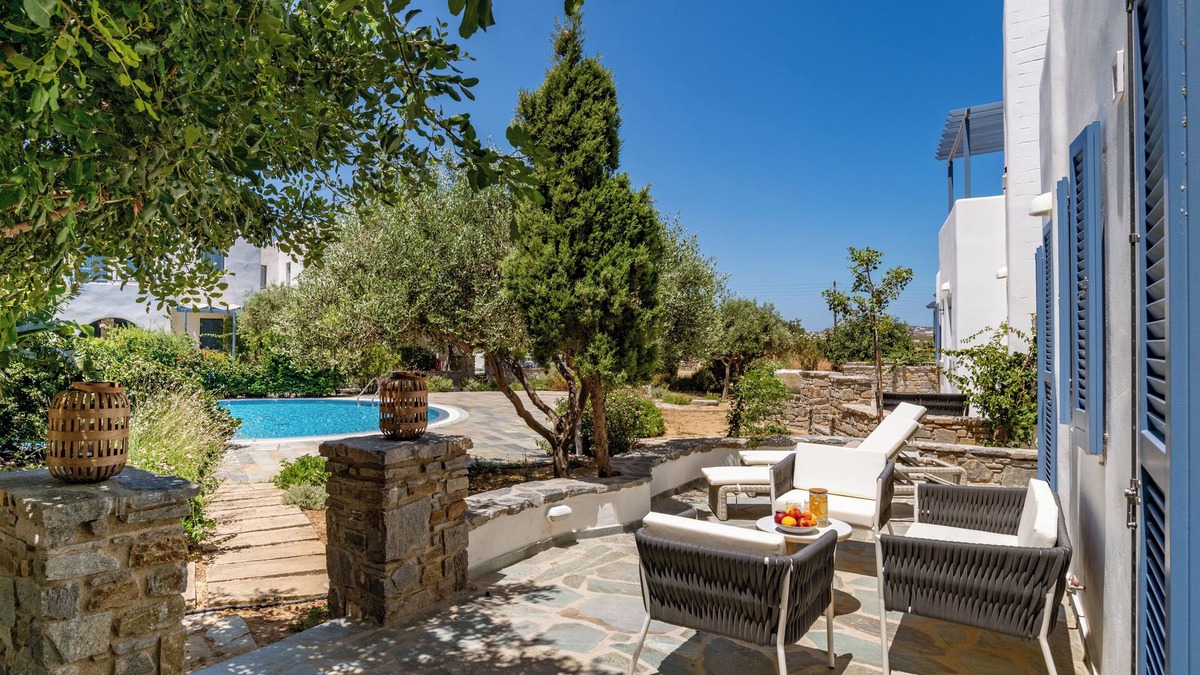 Molos Apartment | Sanders Paros Gardens - Neat 1-Bdr Apt w Patio