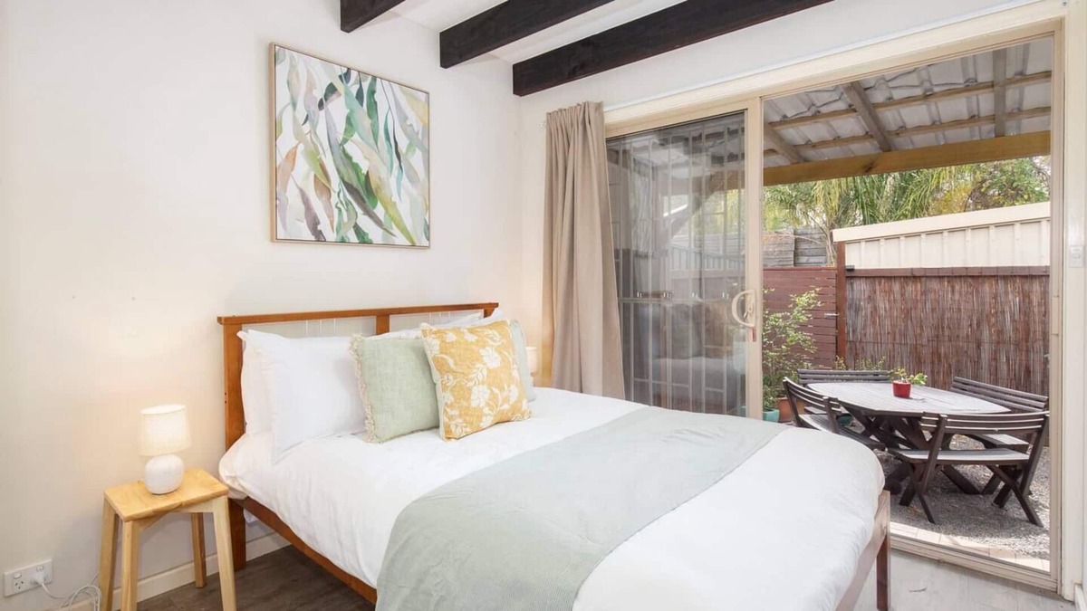 Shortland Cottage | Sandgate Cottage A Gateway to the Hunter Valley