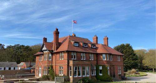 Prestwick House | Sandhill House