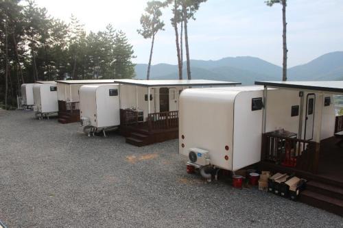 Tonmak Other | Sandlebada caravan