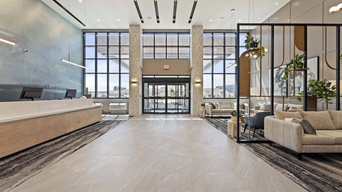 Las Colinas Hotel | Sandman Signature Dallas Las Colinas Hotel & Suites