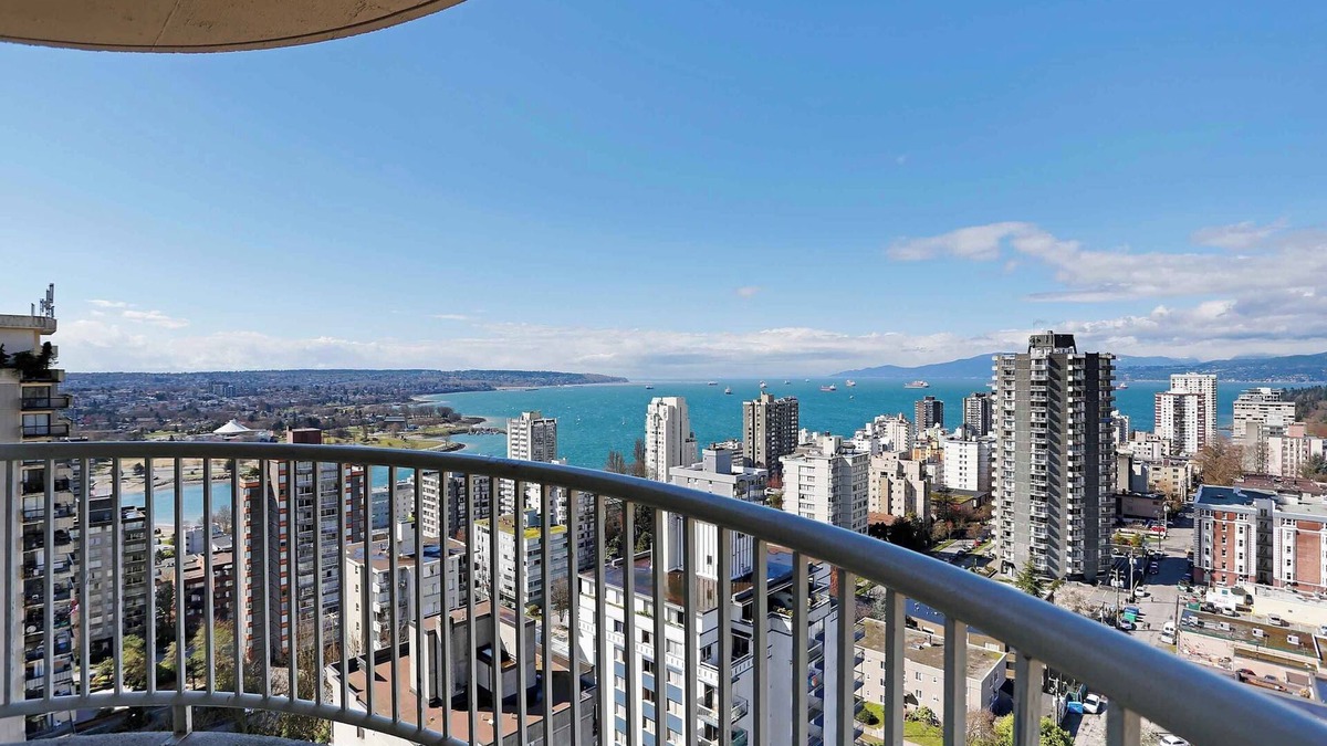 Davie Village Hotel | Sandman Suites Vancouver on Davie