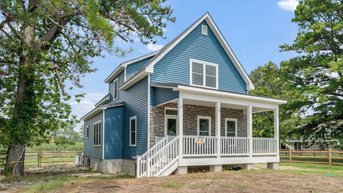 Chincoteague House | Sandpiper Shanty - Brand New and Dog Friendly!