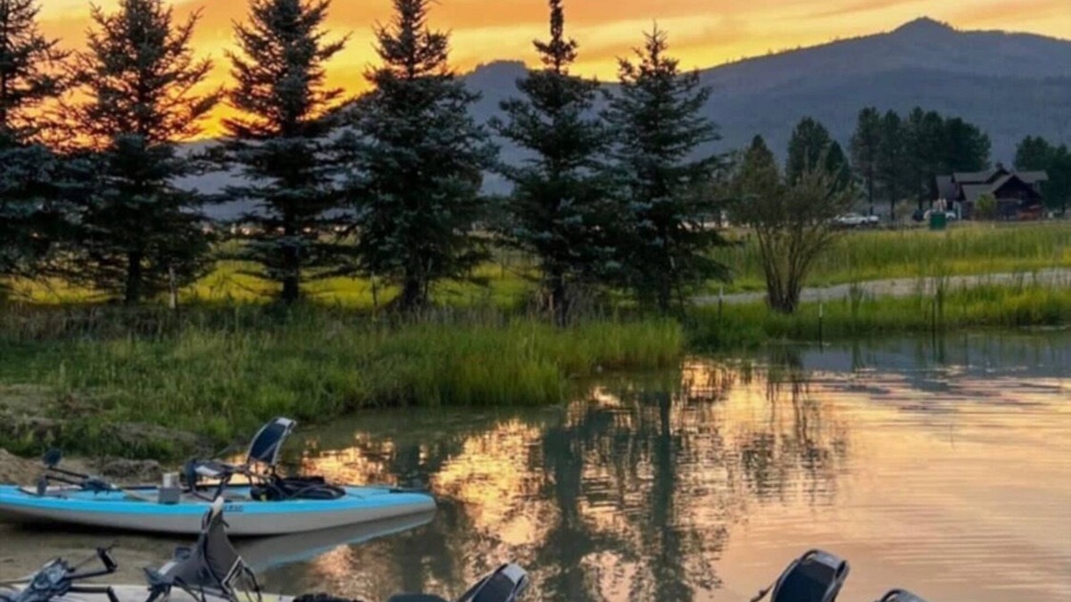 Sandpoint House | Sandpoint Waterfront Escape SEPT SPECIALS