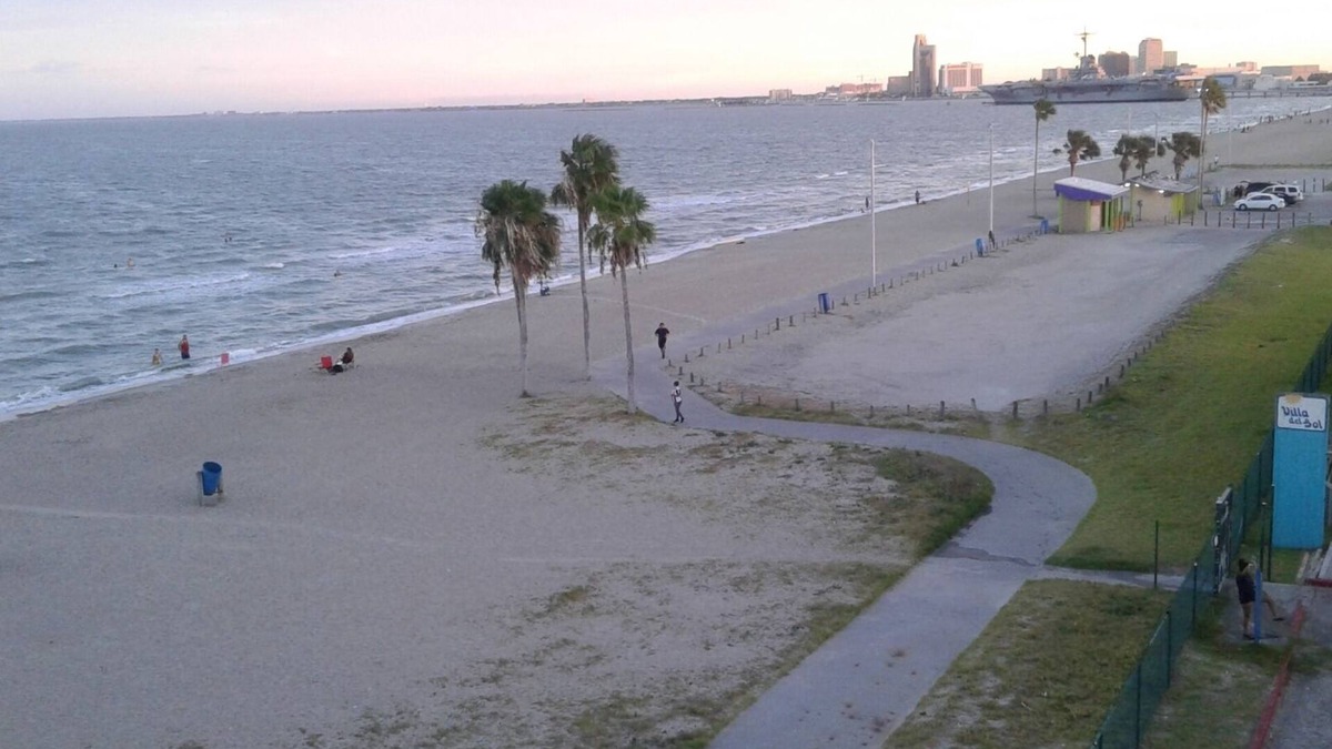 North Beach Condo | Sands of time, VIEW 180°, PEACEFUL,360° VIDEO,WIFI, CABLE, ROKU,DVDS
