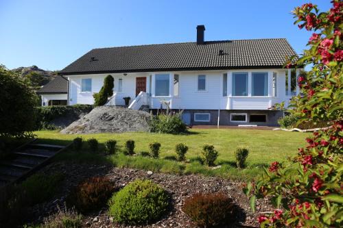 Sandve House | Sandve