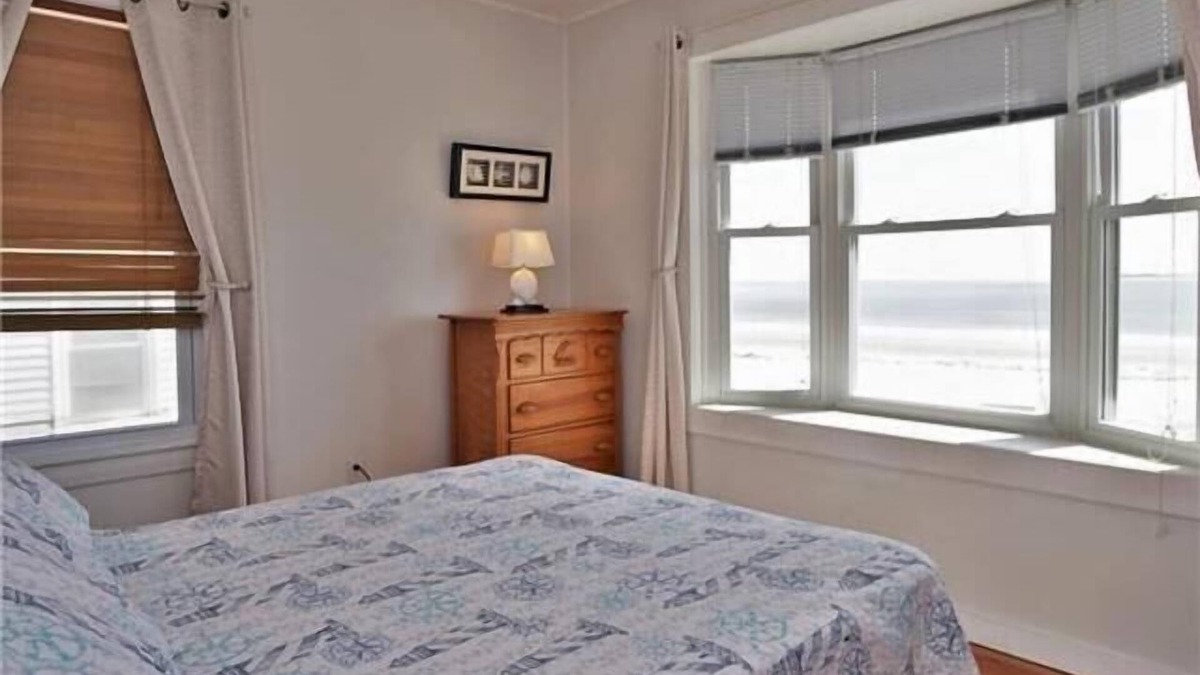 Old Orchard Beach Apartment | Sandy Beach at Port by Bayley Vacation Rentals