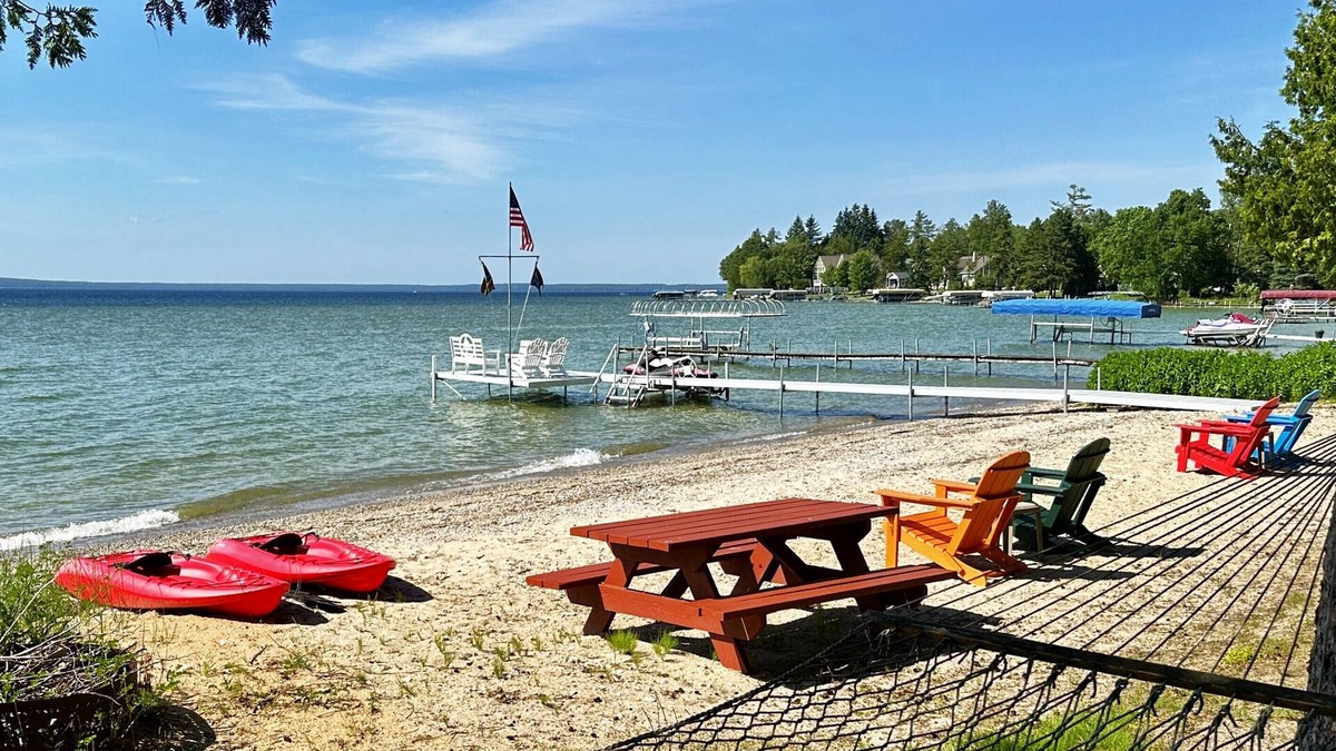 Indian River Cottage | Sandy Beach - Brilliant Sunsets - Perfect for two people