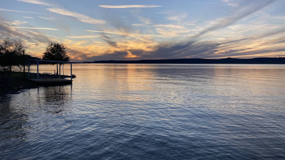 Graford House | Sandy Beach Cabana on Possum Kingdom Lake πβ±βοΈ