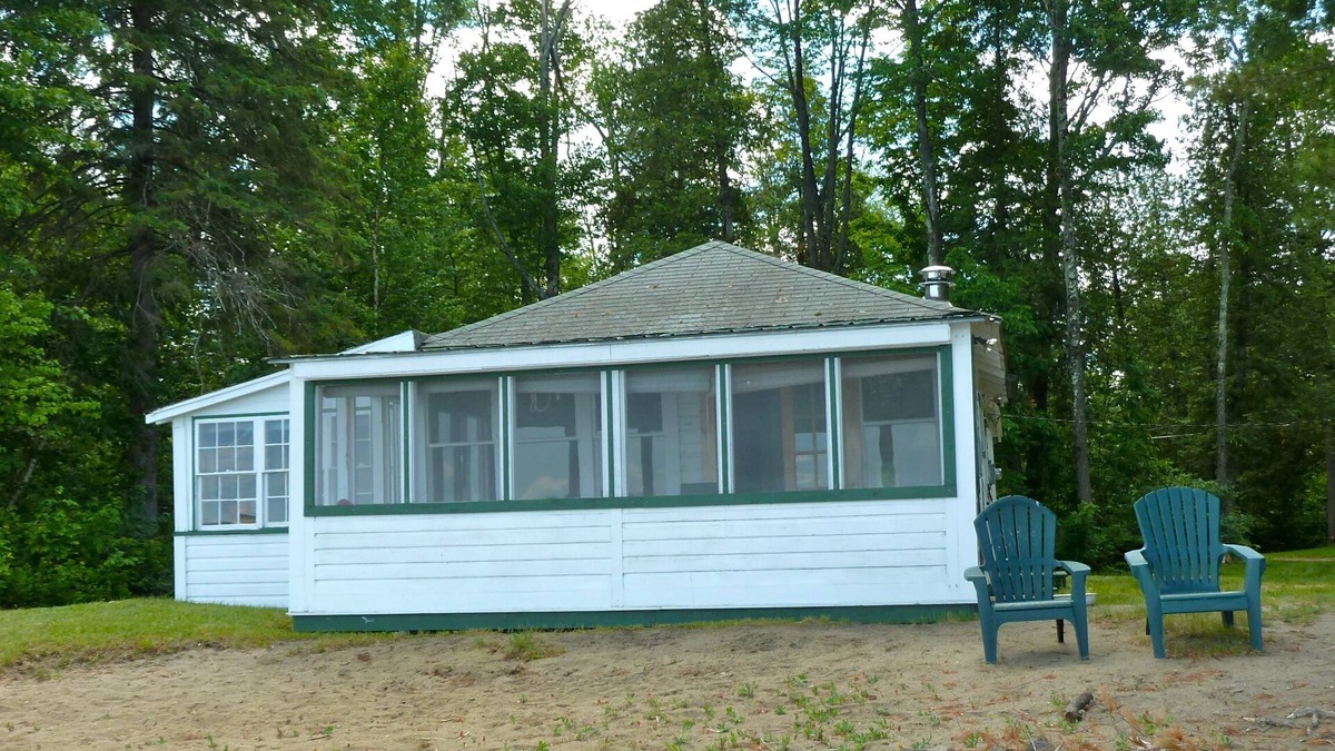 Derby Cottage | Sandy beach cottage in Northeast Kingdom