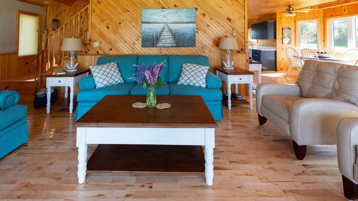 Belle River Cottage | Sandy Days Beach House - Private Waterfront Property