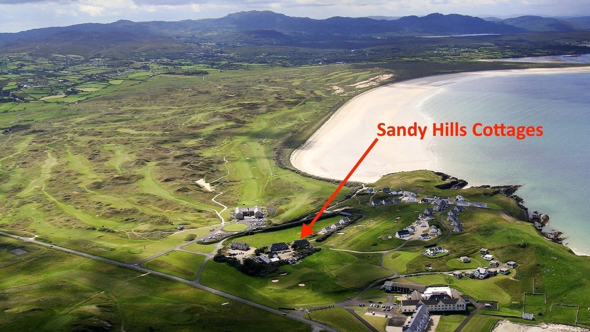 Downings House | Sandy Hills Cottages, overlooking Rosapenna Golf Resort and Tramore Beach