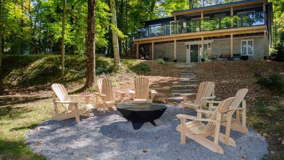 Trent Lakes Cottage | Sandy Pines - 4 beds, 2 baths in Trent Lakes, ON