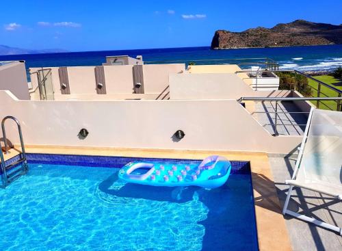 Agia Marina Villa | Sandy Point Villas Chania