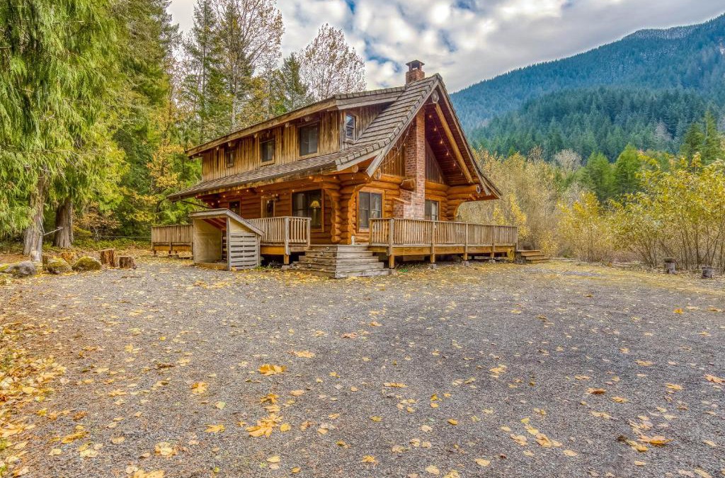 Rhododendron House | Sandy River Relaxation