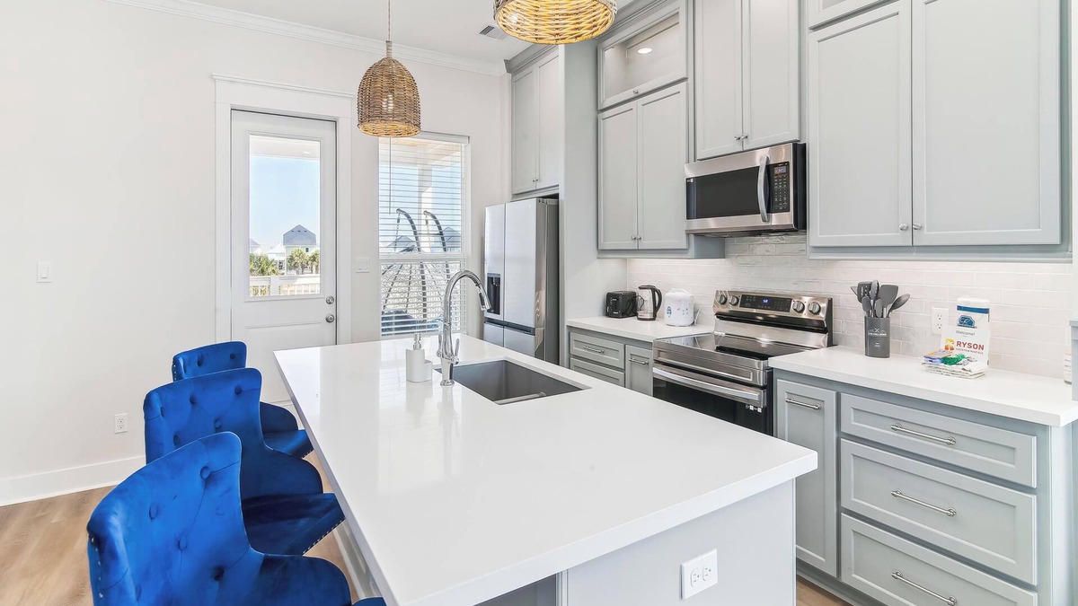 Terramar Beach House | Sandy Smiles | Pet Friendly + Community Pool