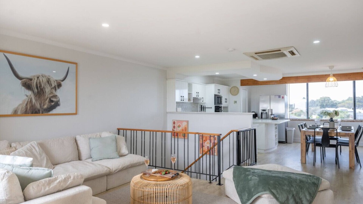 South Bunbury Apartment | Sandy Souls, Beach Front Escape