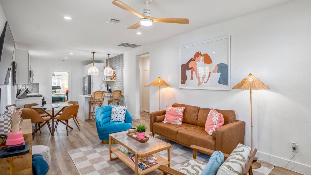 Galveston House | Sandy Toes Retreat | Charming, Pool Access