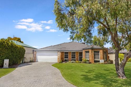 Abbey House | Sandylands Busselton with WiFi