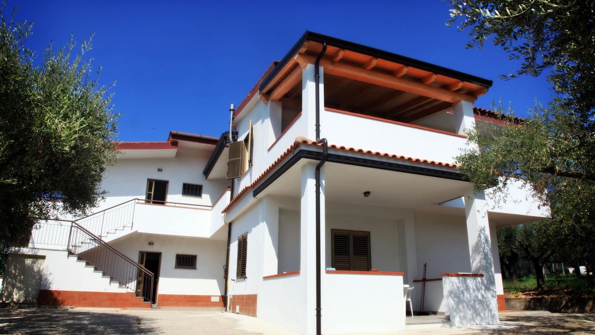 Santa Maria Apartment | Sangeni home holidays - Apartament n.1, at the ground floor with veranda