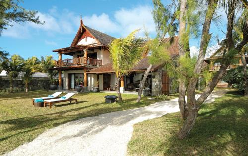Poste Lafayette Villa | Sankhara Luxury Private Beach Villas