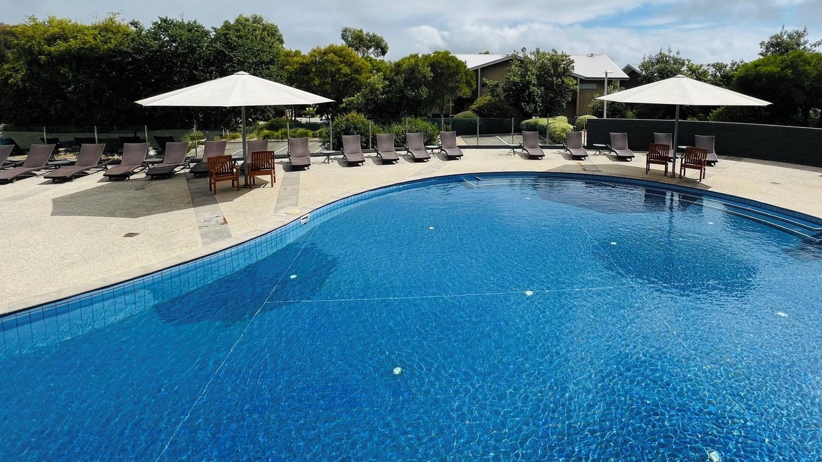 San Remo Apartment | Sanny Side Up - Silver Water Resort