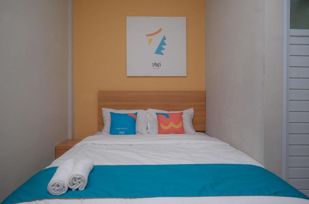 West Semarang Hotel | Sans Hotel Tiga Putri Semarang by RedDoorz