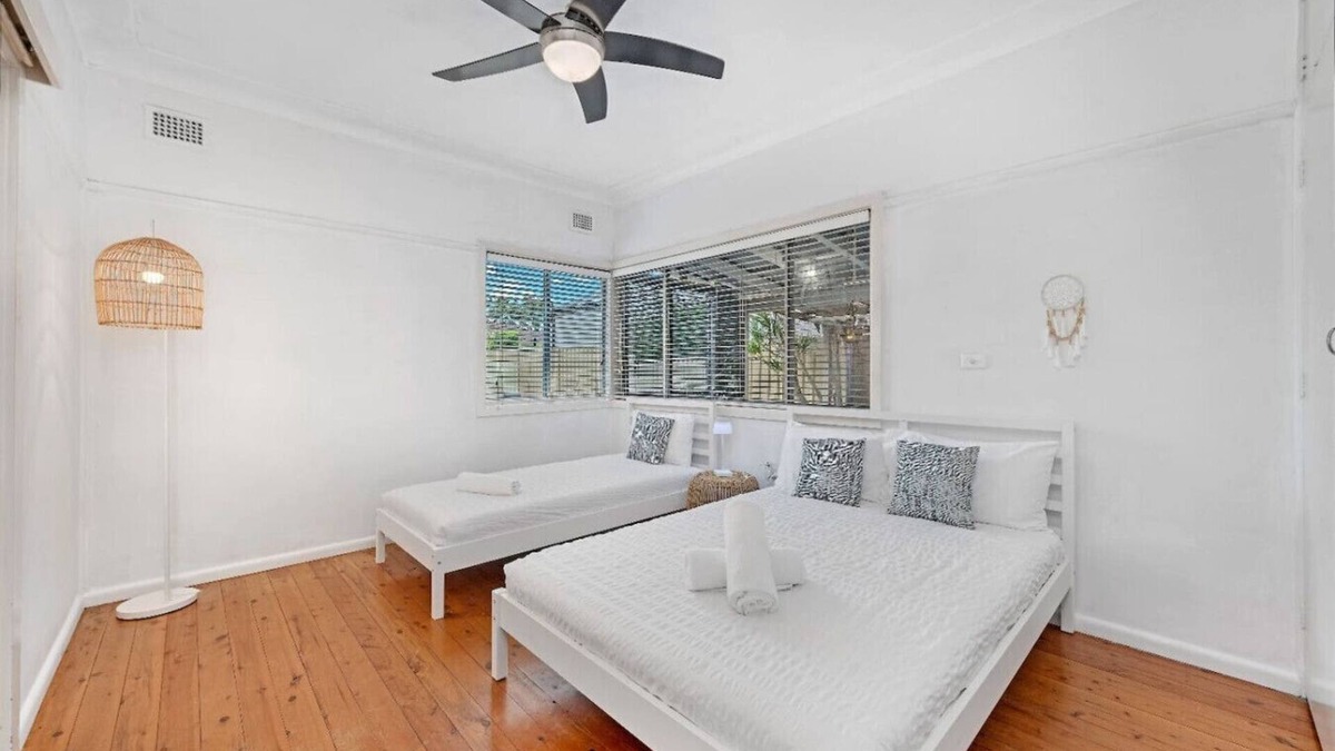 Sans Souci Apartment | Sans Souci | 4-Bedroom Home Near Beach