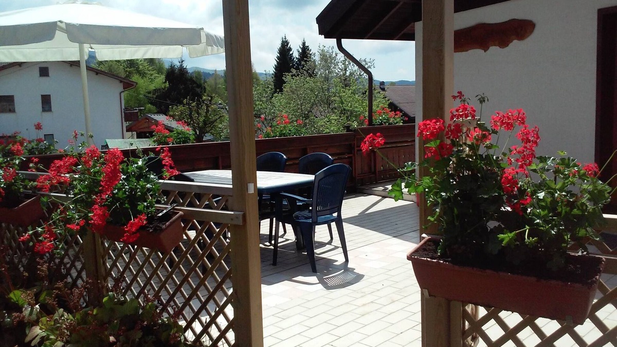 Sant'Anna Apartment | Sant Anna Di Tambre: apartments - 5 rooms - 6/7 persons