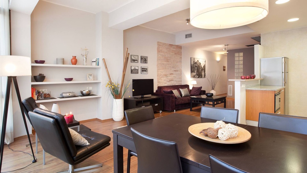 El Camp de l'Arpa del Clot Apartment | Sant Pau 4 - Superb 3-bedroom apartment in central Barcelona