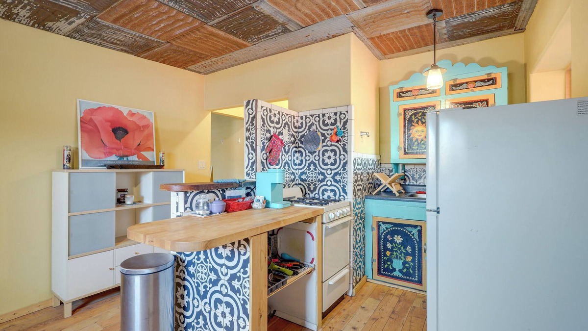 Santa Cruz House | Santa Cruz Vacation Rental with Free WiFi