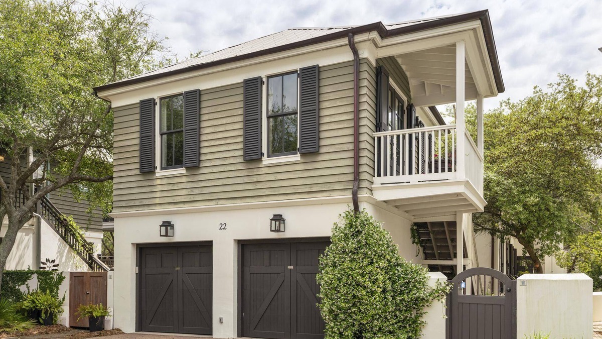 Rosemary Beach Cottage | Santa Marta: Fabulous Carriage House - South of 30a - Pet Friendly!
