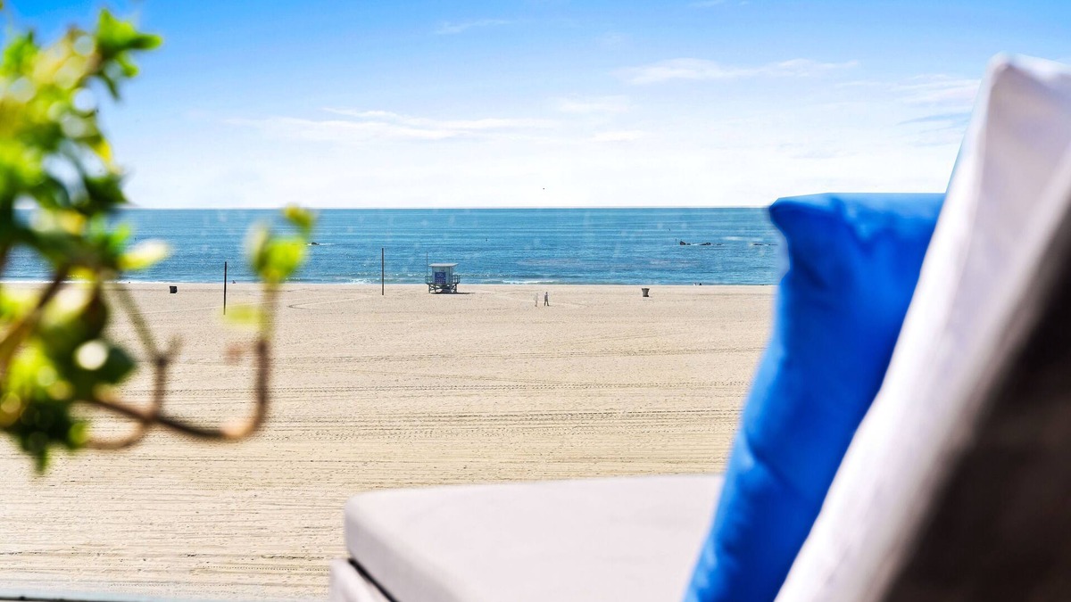 Downtown House | Santa Monica Beach Front 3 Story Home, 2024 Renovated