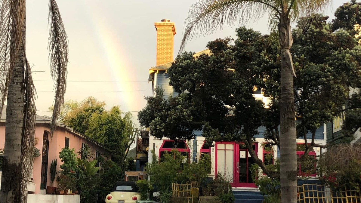 Ocean Park Apartment | Santa Monica Garden Beach Bungalow - Private, and Steps from the Sand