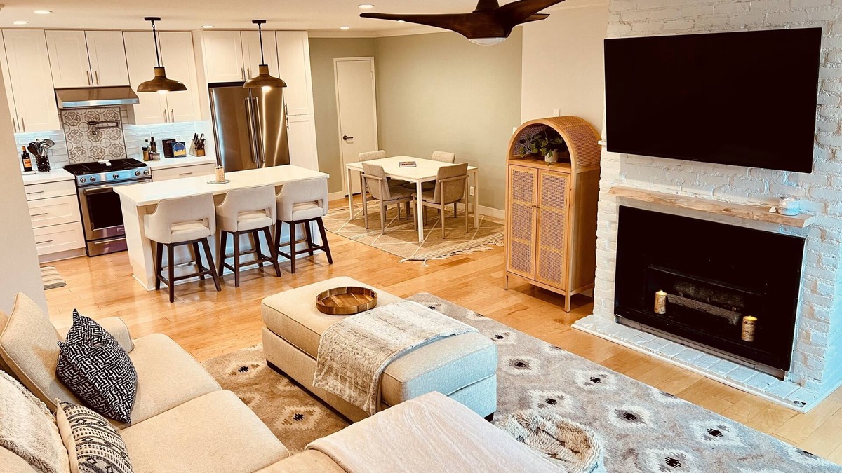 Downtown Condo | Santa Monica Living