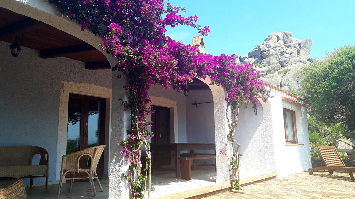 Santa Teresa di Gallura Villa | Santa Teresa Gallura: House/Villa - Santa Teresa Gallura with swimming-pool