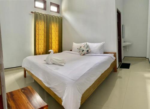 Moni Bed & Breakfast | Santiago Bed and Breakfast at Desa Wisata Moni