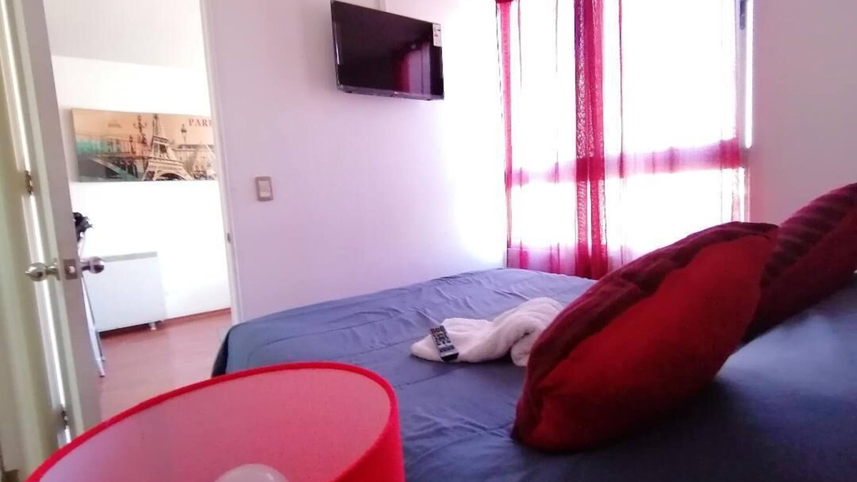 Downtown Santiago Apartment | Santiago Moneda Suites 1802