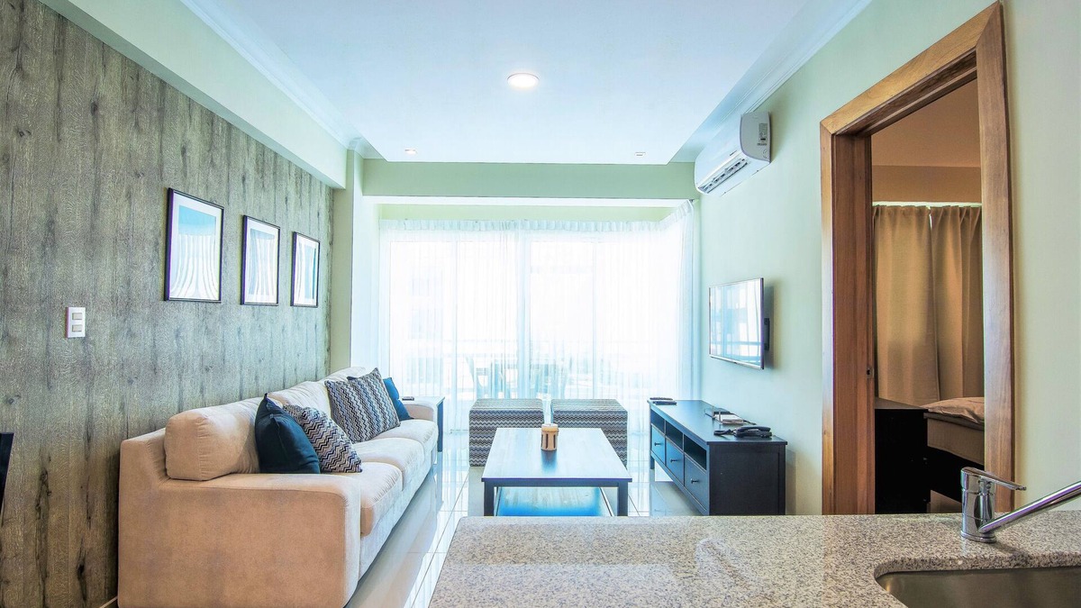 Downtown Santo Domingo Apartment | Santo Domingo Charming City Center Apartment + Free Parking and Gym ✔️