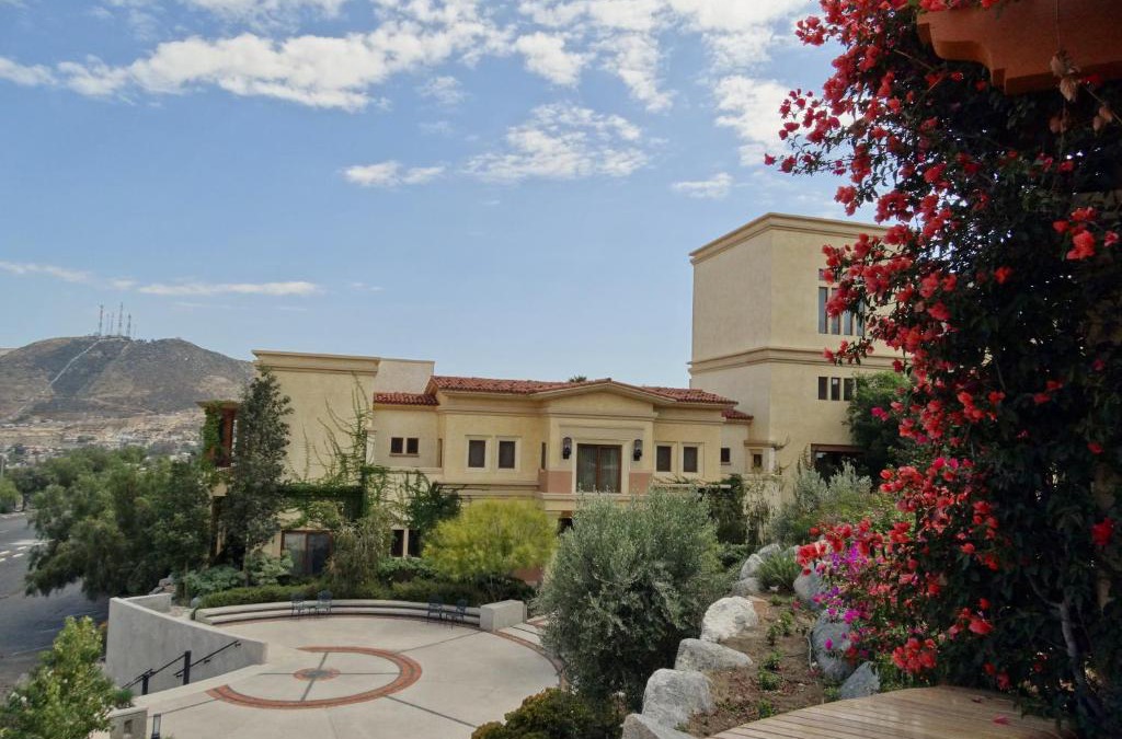 Tecate Hotel | Santuario Diegueño