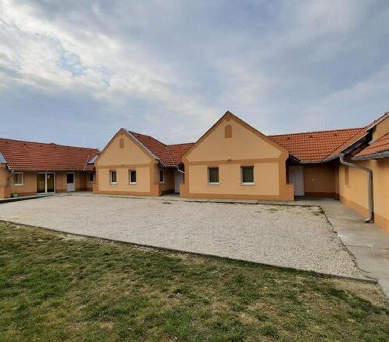 Davod House | Sanyi Vendégház