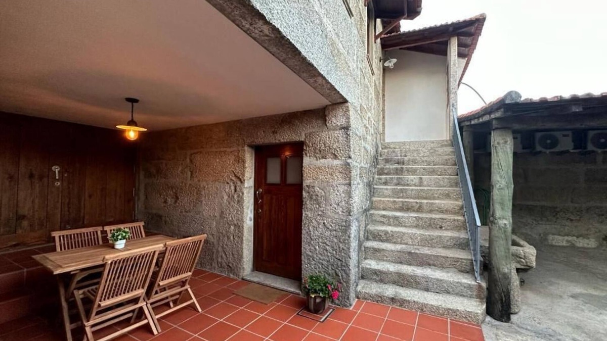 Penafiel House | São Jorge Country House –Local accommodation with comfort and nature in Penafiel