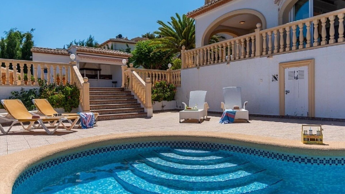 Empedrola Villa | SAONA VILLAS (OL BLAS): villa for 8 people, private swimming pool, air co